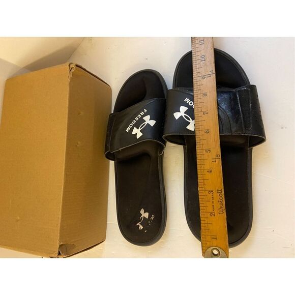 UA Freedom soccer sandals slides slip on men’s size 10 Eur44 - Picture 3 of 4